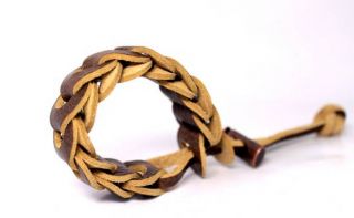 Баланс - плетеный кожаный браслет из мягкой кожи.